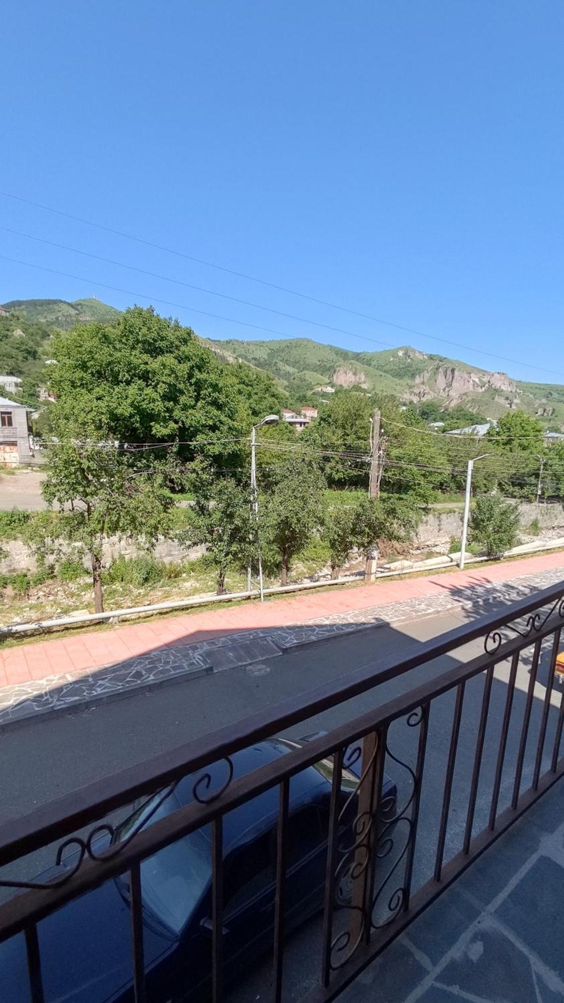 Hotel Mthnadzor à Goris Extérieur photo