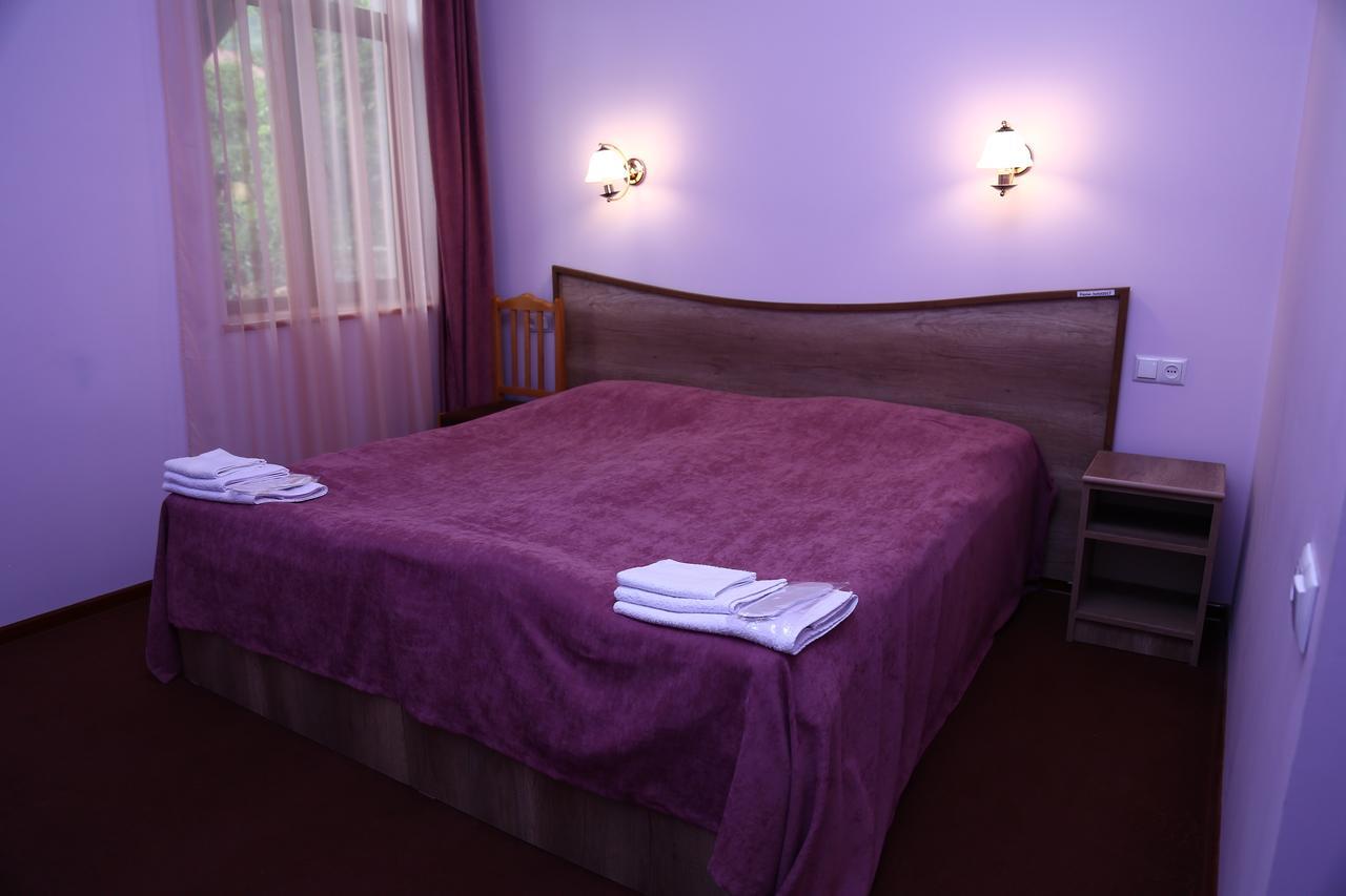 Hotel Mthnadzor à Goris Extérieur photo