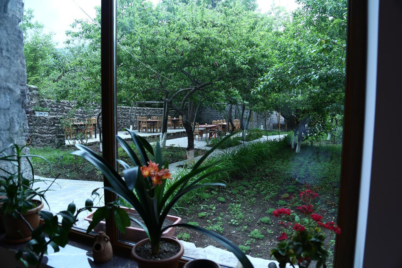Hotel Mthnadzor à Goris Extérieur photo